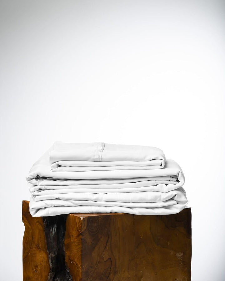 Eucalyptus Cooling Sheets Set – 100% Organic Tencel Lyocell – Queen Size – Hypoallergenic, Moisture-Wicking – Deep Pockets, Soft, Durable 60" X 80" [White Snow]