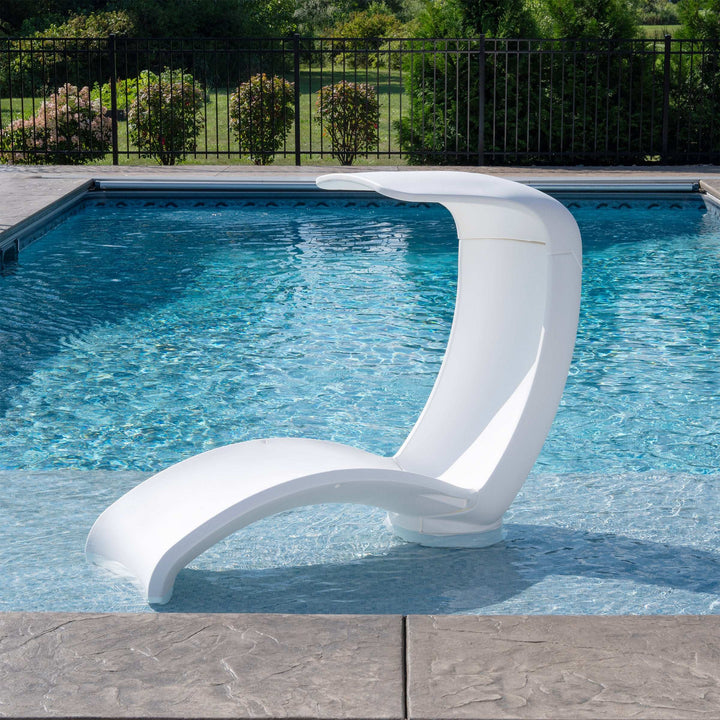 Mondello Lounge Chair and Table Bundle